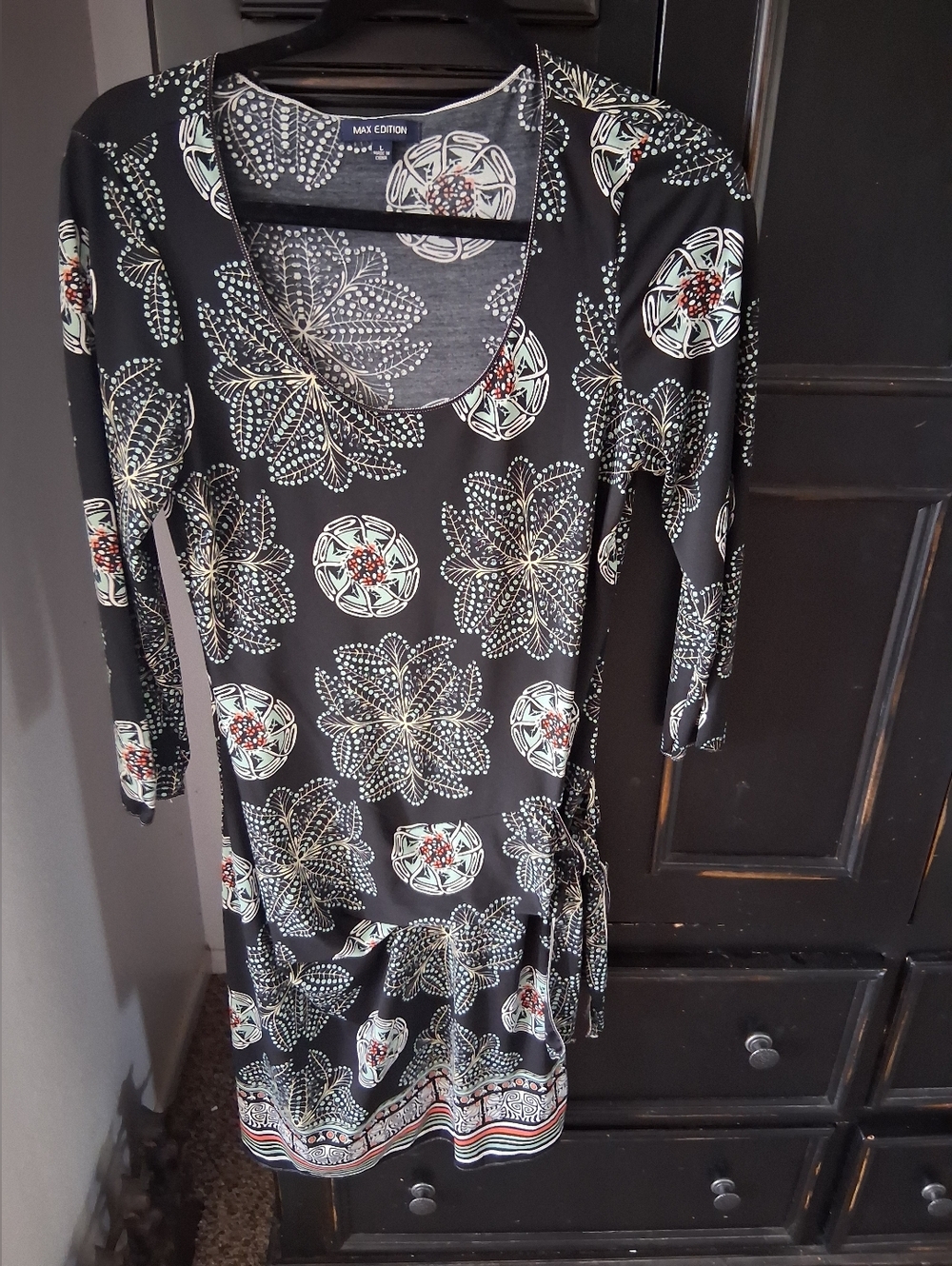 Max Edition Black Floral-Print Long Sleeve Scoop Dress with Side Tie